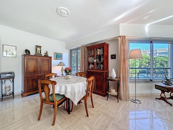 Cagnes-sur-Mer (06800) Magnifique 4 pièces dans le domaine idyllique du Lido à Cagnes sur Mer