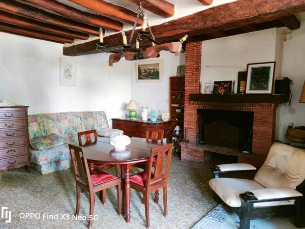 MAISON AU BORD DE L'EAU DANS LE CENTRE DE MORANNES