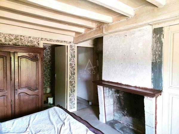 MAISON AU BORD DE L'EAU DANS LE CENTRE DE MORANNES