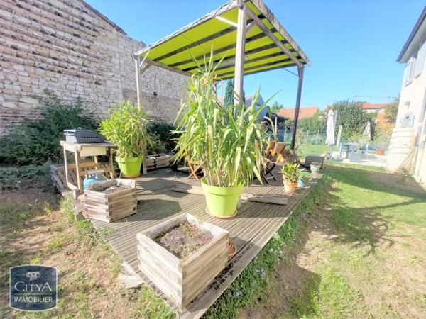Maison à louer 4 pièces 88m² Pont-du-Château (63430)