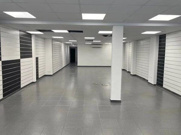 Location Local commercial à Fort-de-France