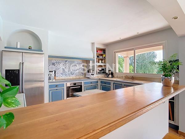 A VENDRE - Villa T6 - 4 chambres - 170 m² - Piscine - SAINT-LYS CENTRE (31470)