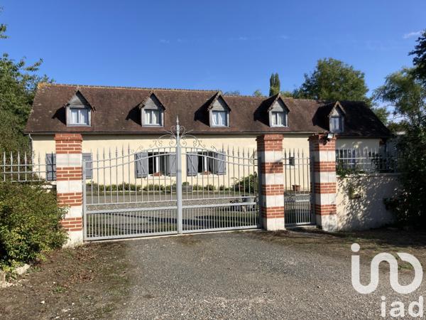 Maison de campagne 10 pièces de 301 m² à Coulans-sur-Gée (72550)