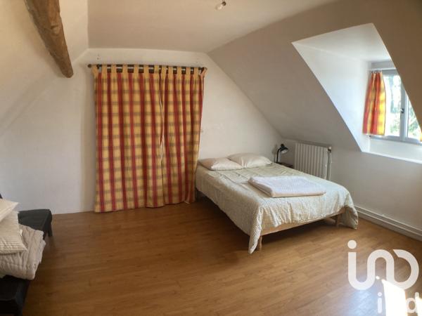 Maison de campagne 10 pièces de 301 m² à Coulans-sur-Gée (72550)