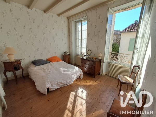 Maison à vendre 7 pièces 183,61 m² Beauvais-sur-Matha
