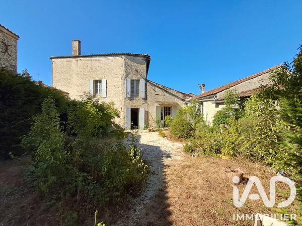 Maison à vendre 7 pièces 183,61 m² Beauvais-sur-Matha