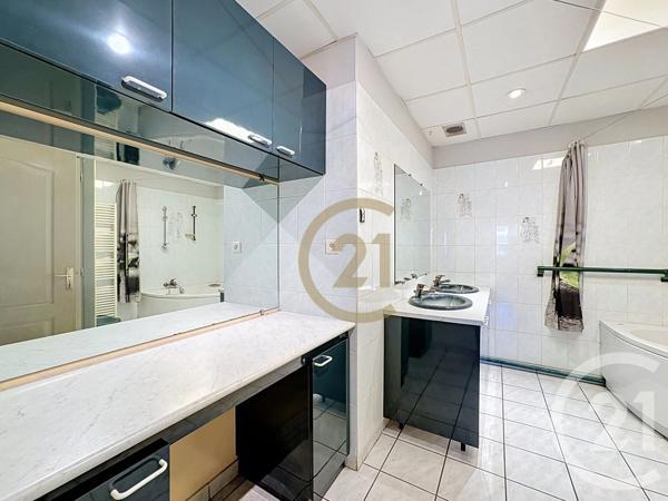 Maison à vendre  5 pièces - 135 m 2   CHAMPAGNEY  - 70