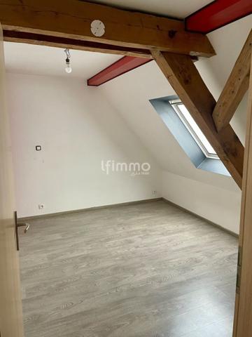 maison individuel à rénover avec grange et joli terrain