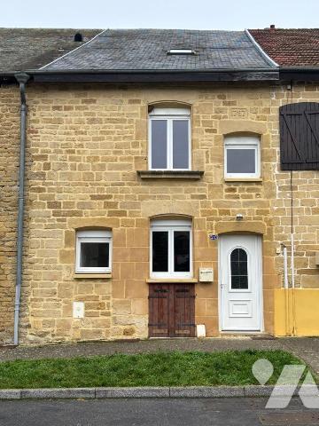 Nouveau mandat, à découvrir en exclusivité à l'office.

Maison entièrement rénovée située sur...