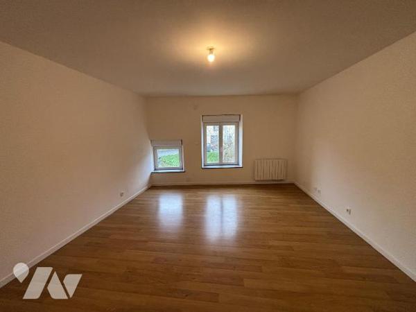 Nouveau mandat, à découvrir en exclusivité à l'office.

Maison entièrement rénovée située sur...