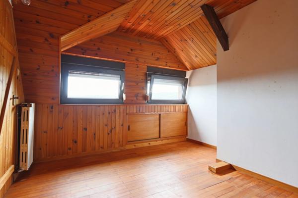 Donnez vie à vos envies : maison à rénover avec garage et terrasse à Nilvange