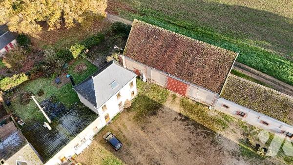 AUZOUER-EN-TOURAINE (37110) - Ensemble immobilier 16 pièces 374 m²