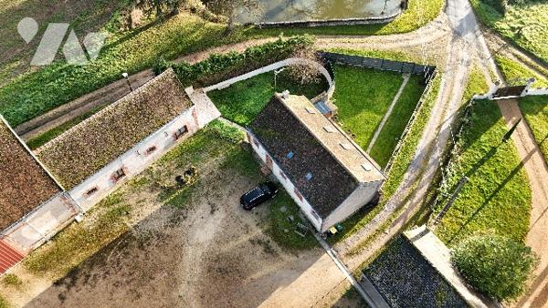 AUZOUER-EN-TOURAINE (37110) - Ensemble immobilier 16 pièces 374 m²