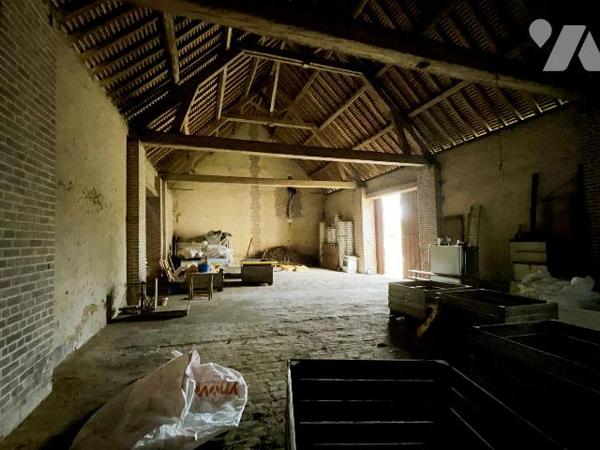 AUZOUER-EN-TOURAINE (37110) - Ensemble immobilier 16 pièces 374 m²