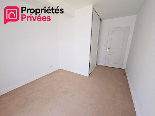 Appartement Segre 5 pièce(s) 142 m2  4 chambres, plain pied avec terrain