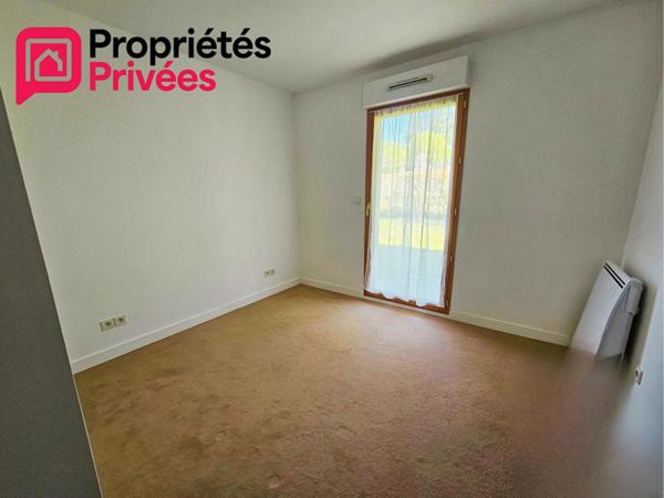 Appartement Segre 5 pièce(s) 142 m2  4 chambres, plain pied avec terrain