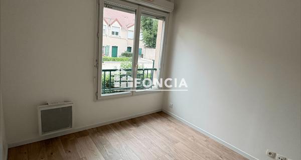 Location Appartement 4 pièces 77.74 m² - Argenteuil 95100