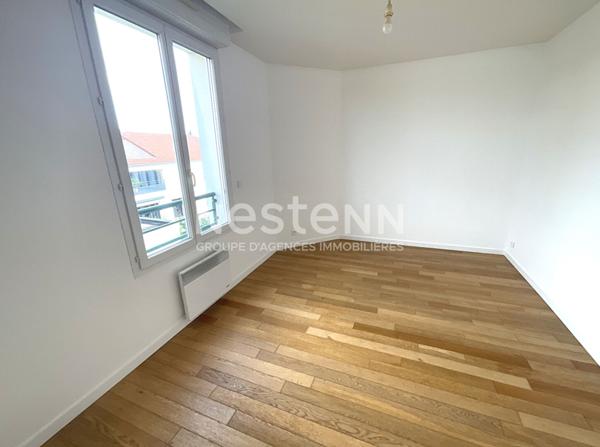 Appartement 2 pièces 36 m2 centre ville de Houilles