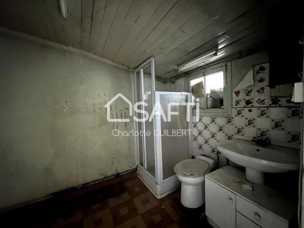 Maison de ville à restaurer entièrement