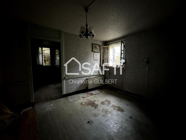 Maison de ville à restaurer entièrement