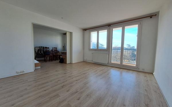 Appartement à vendre    4 pièces •  Corbeil-Essonnes