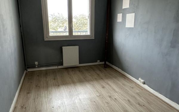Appartement à vendre    4 pièces •  Corbeil-Essonnes