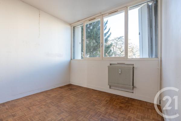 Appartement F4 à vendre  4 pièces - 67,72 m2 LE PLESSIS TREVISE - 94