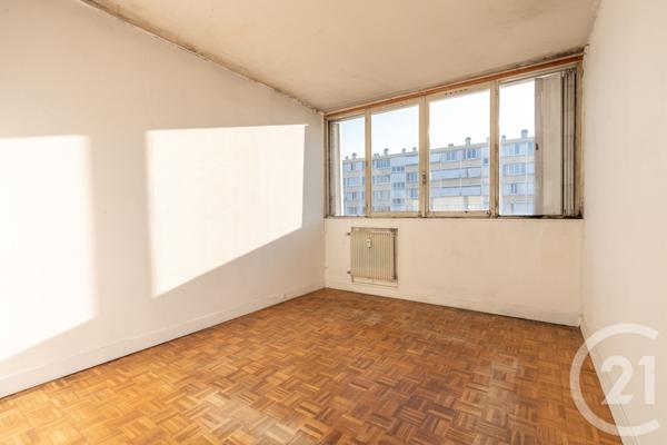 Appartement F4 à vendre  4 pièces - 67,72 m2 LE PLESSIS TREVISE - 94
