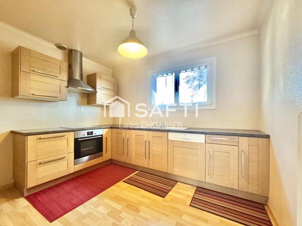 Maison familiale sur sous sol total - Ivry La Bataille