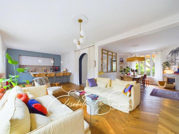 Élégance et luminosité au cœur de la ville