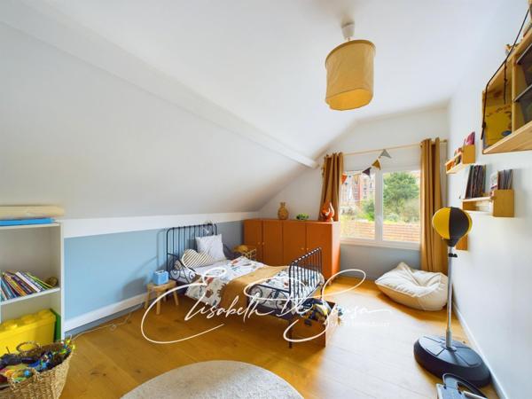 Élégance et luminosité au cœur de la ville