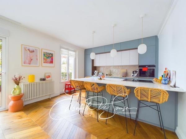 Élégance et luminosité au cœur de la ville