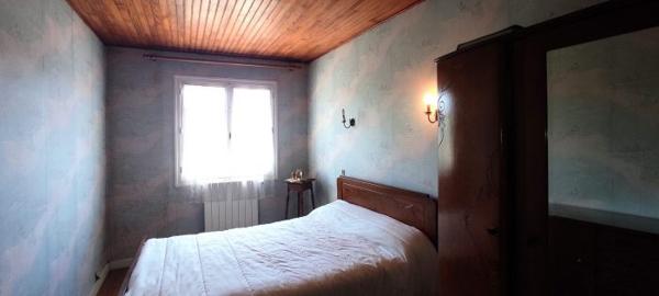 CHARENTAISE TROIS CHAMBRES ET DEPENDANCES