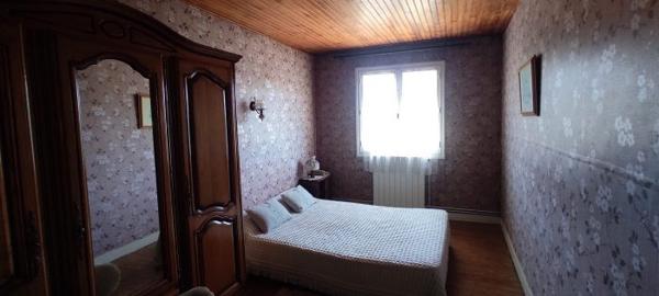 CHARENTAISE TROIS CHAMBRES ET DEPENDANCES