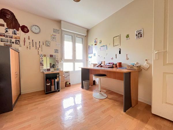 Appartement NANTES ST JOSEPH DE PORTERIE 4 pièce(s) 82 m2