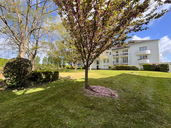 Appartement NANTES ST JOSEPH DE PORTERIE 4 pièce(s) 82 m2