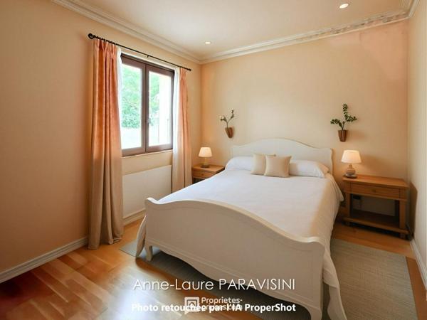 Fendeille, Maison avec piscine, parc arboré et dépendances