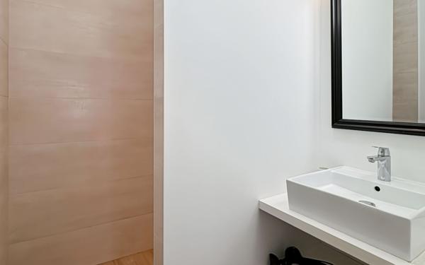 Maison à vendre    4 pièces •  Saint-Martin-de-Ré