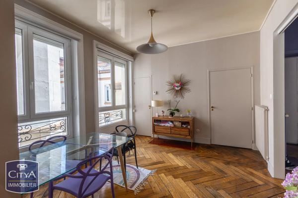 Appartement à vendre 5 pièces 149.6m² Saint-Étienne (42000)