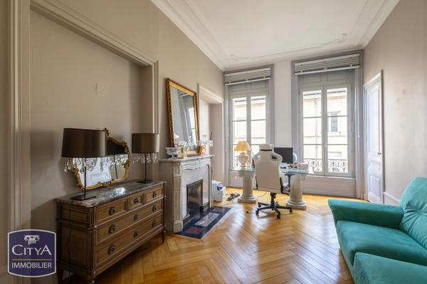 Appartement à vendre 5 pièces 149.6m² Saint-Étienne (42000)
