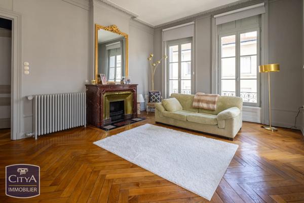 Appartement à vendre 5 pièces 149.6m² Saint-Étienne (42000)