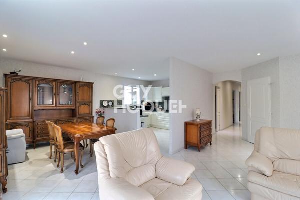 MAISON À VENDRE DE 5 PIÈCES DE 130,00 M²