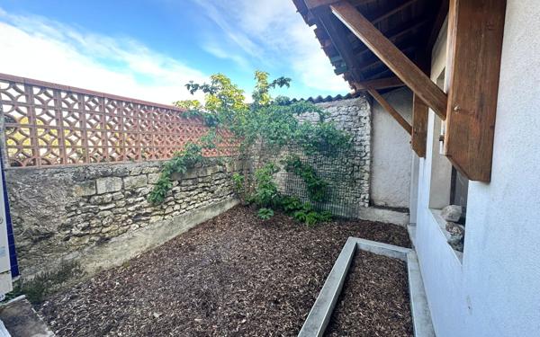 Maison à vendre    3 pièces •  Montils