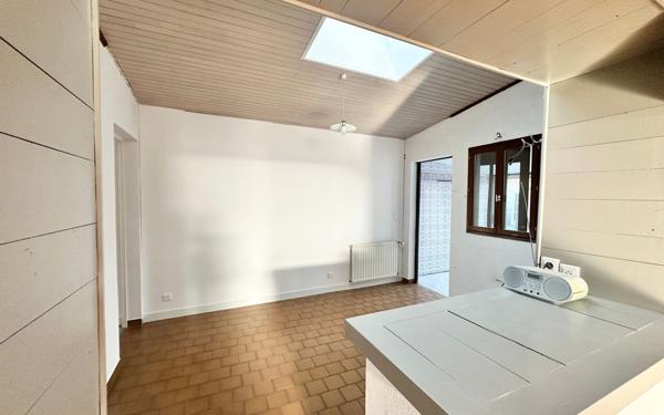 Maison à vendre    3 pièces •  Montils