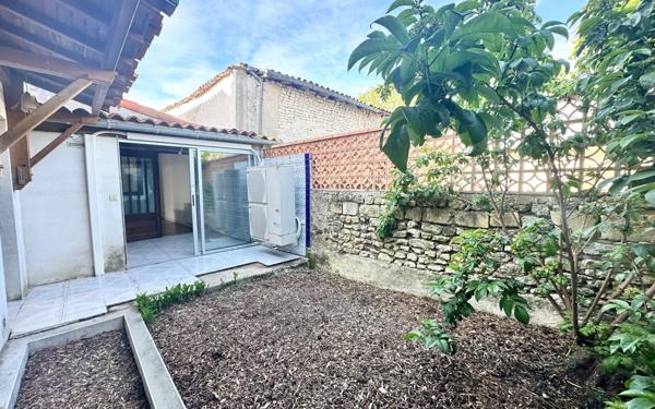 Maison à vendre    3 pièces •  Montils