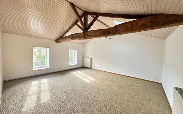 Maison à vendre    3 pièces •  Montils