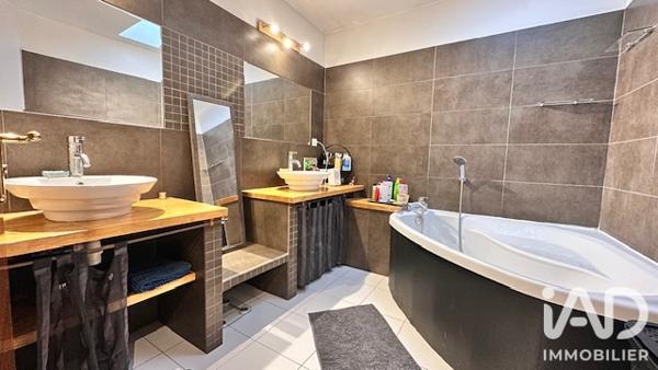 Appartement à vendre 3 pièces 104 m² Lunel
