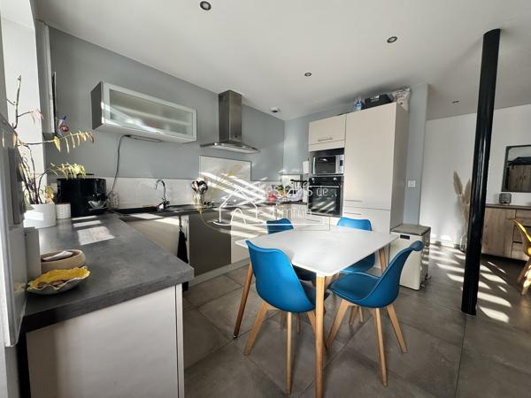 Maison de ville rénovée avec extérieur au cœur du Monastère