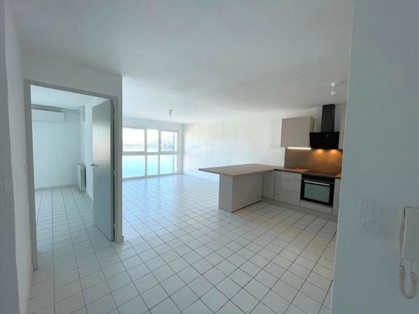 À VENDRE APPARTEMENT AVEC VUE - 2 PIECES - 48 M² - SETE