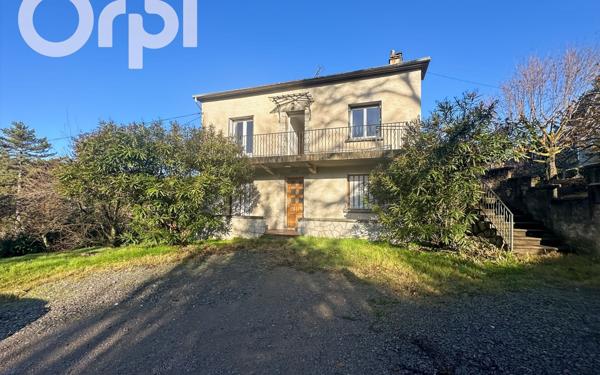 Appartement à louer    4 pièces •  Aubenas